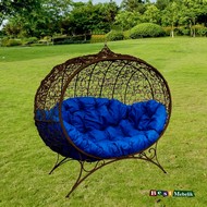 Кокон Улей ротанг на подставке (коричневое с синей подушкой)